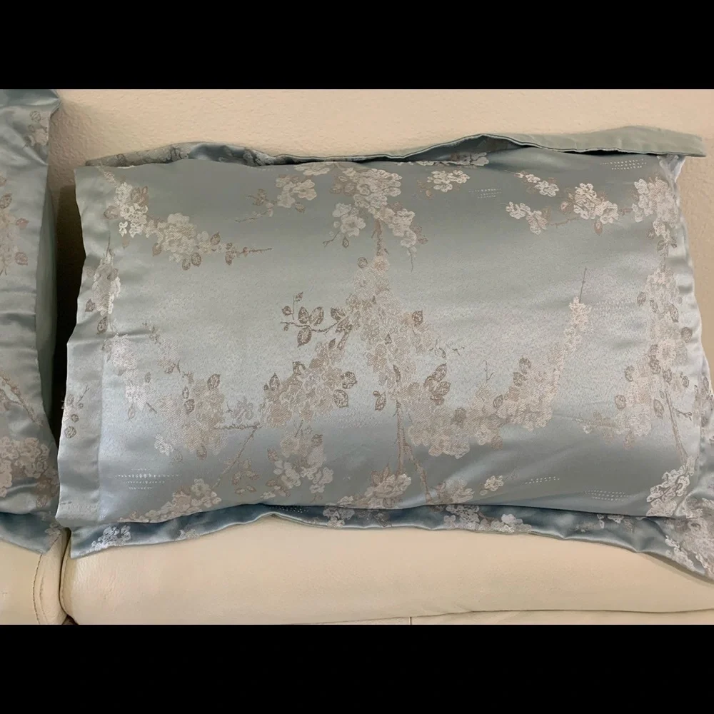 Elegant Blue Floral Accent Pillows